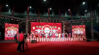 ���͸��(l��i)�ͻ��(d��ng)�߄�