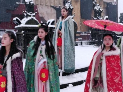 ���b��Ůѩ���洩Խ����ѩ������ѩ�ˡ�