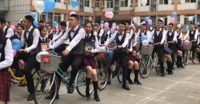 ����00�������T��܇(ch��)��Ů�����n