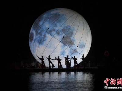 �L(ch��ng)ɳ���ݺ�����������Ӱ�㡱ӭ����